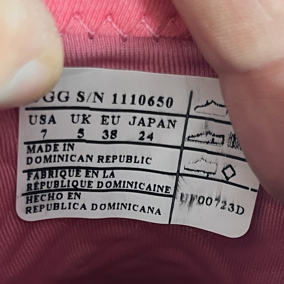 UGG Chevonne Chelsea Boots Women Size 7 Booties Pink Waterproof EUC! - Picture 9 of 9